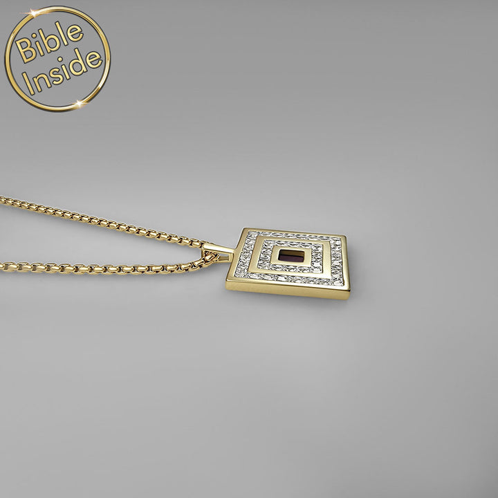 Christian gold pendant with miniature Bible chip – timeless men's accessory