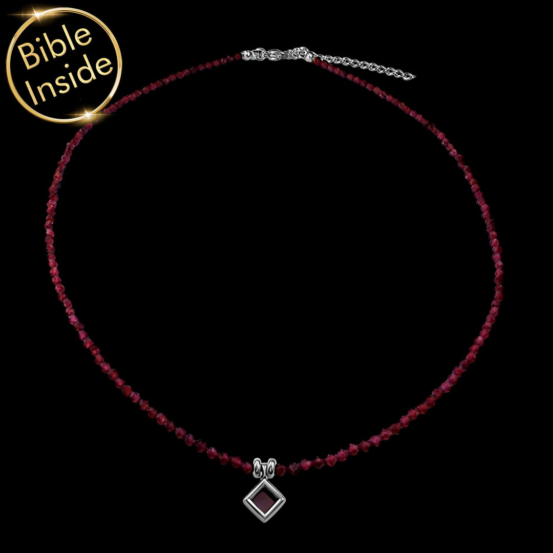 Religious necklace for women with delicate rhombus shape for daily wear.
