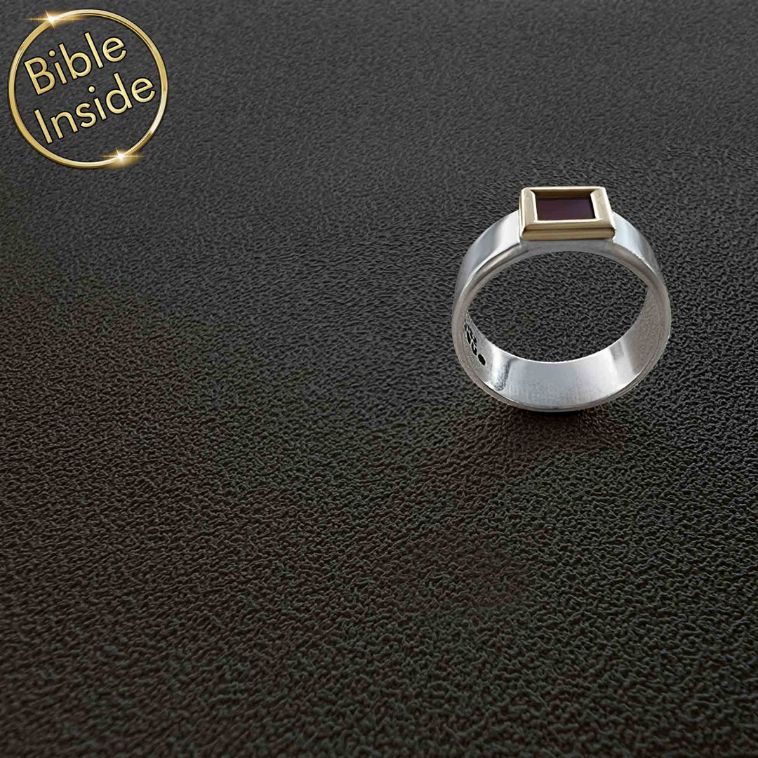 Ring for Valentine's Day in gold – meaningful gift with miniature Bible