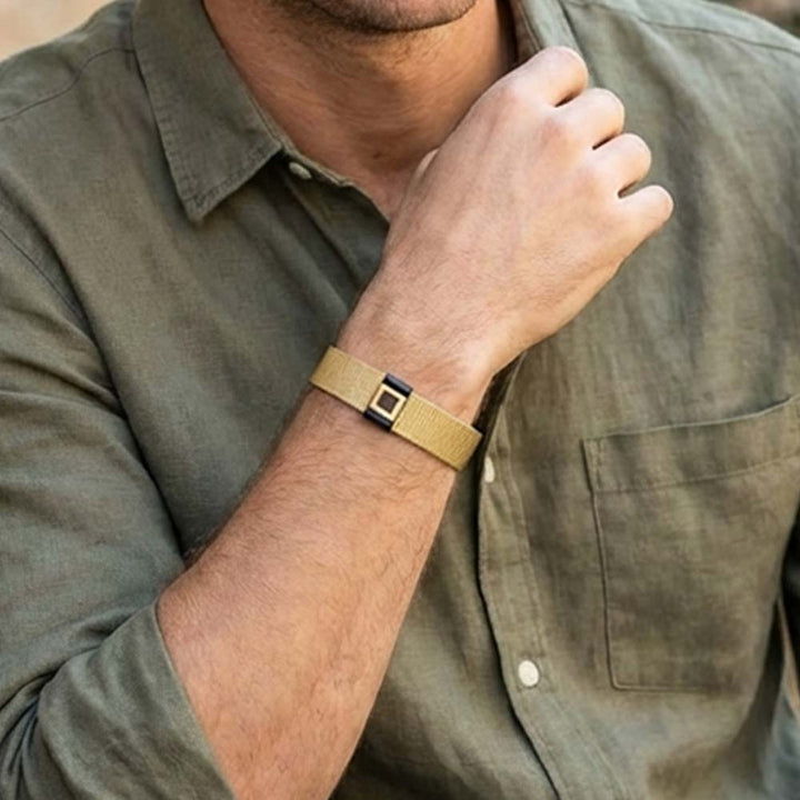 High-tech Bible chip bracelet gift idea for boyfriend Valentine day